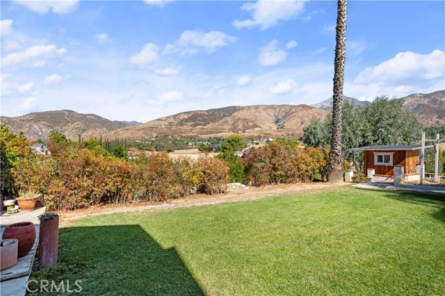 Detail Gallery Image 30 of 63 For 10320 Country Ln, Yucaipa,  CA 92399 - 4 Beds | 3/1 Baths