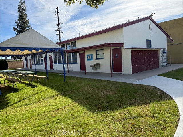 Image 45 of 48 For 405 S Azusa Ave