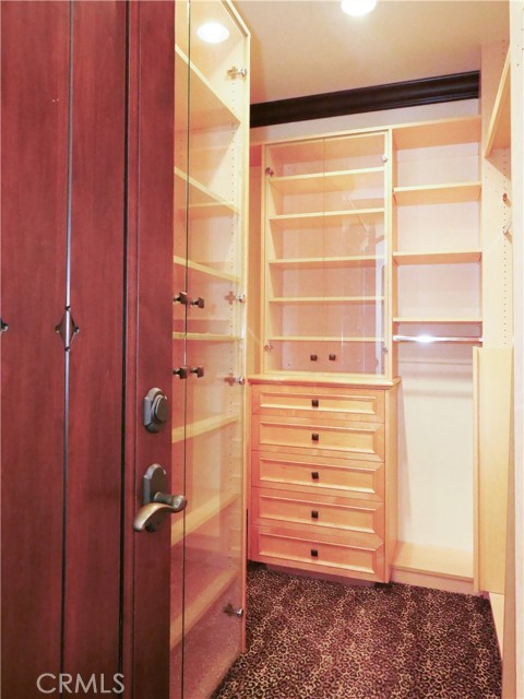 Primary walk in closet