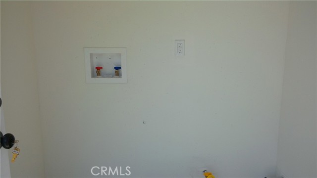 2420 Maine Avenue, Long Beach CA: https://media.crmls.org/medias/dadc221c-aeff-41ed-92c7-eb689478d0fa.jpg