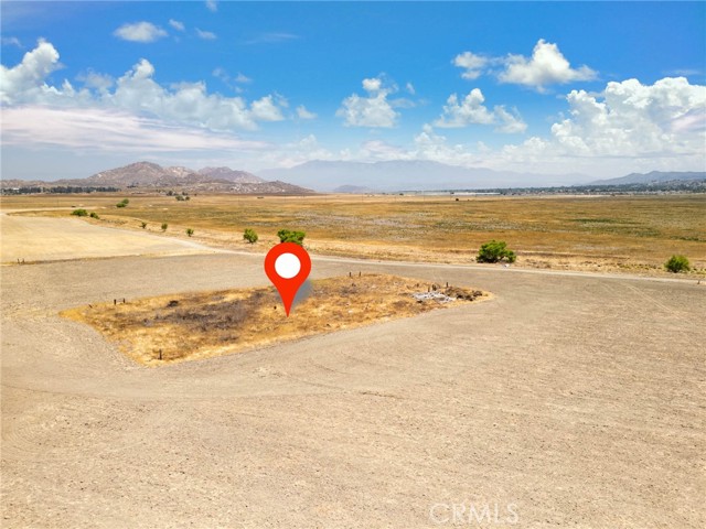 27200 San Jacinto, Perris CA: https://media.crmls.org/medias/dadc47c5-2700-44d2-96a9-88b08dfb06f9.jpg