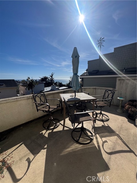 Detail Gallery Image 18 of 19 For 429 Croyden Ln, Cambria,  CA 93428 - 3 Beds | 3 Baths