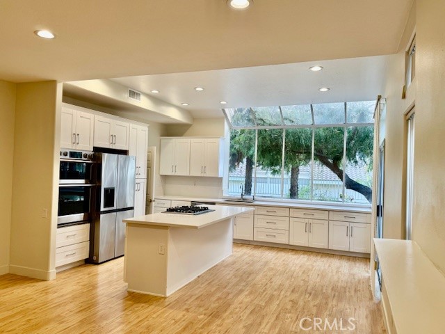26562 White Oaks Drive, Laguna Hills CA: https://media.crmls.org/medias/dadc640f-fccc-4f8b-b7d4-dd1ad64a4e0b.jpg