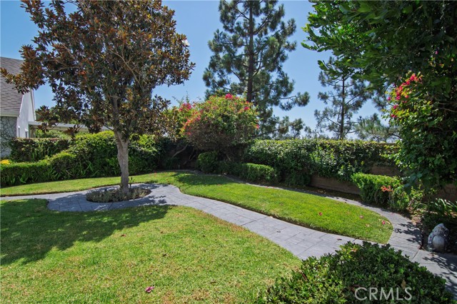 Detail Gallery Image 8 of 44 For 21161 Cedar Ln, Mission Viejo,  CA 92691 - 4 Beds | 2/1 Baths