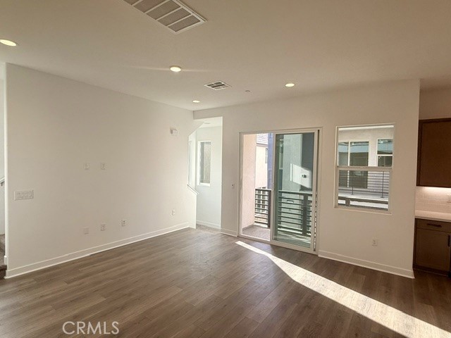 27491 Aberdeen Way photo 4