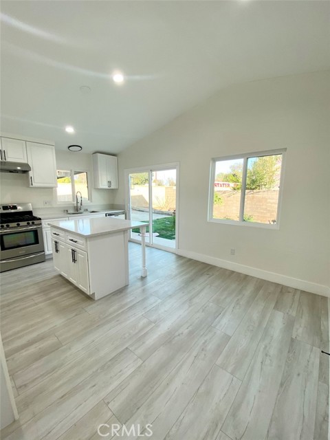 Detail Gallery Image 15 of 75 For 4095 Penrod Dr, Riverside,  CA 92505 - 3 Beds | 2 Baths