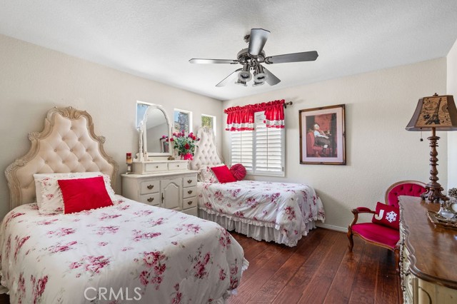 Detail Gallery Image 30 of 41 For 23715 via Segovia, Murrieta,  CA 92562 - 4 Beds | 3/1 Baths