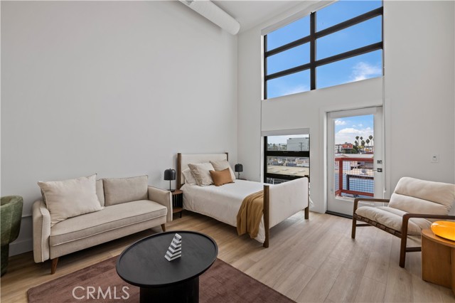 Detail Gallery Image 6 of 17 For 5617 Klump, North Hollywood,  CA 91601 - 1 Beds | 1 Baths