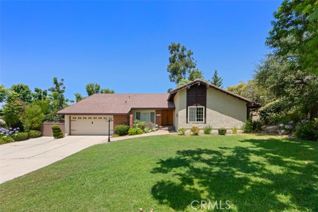 Detail Gallery Image 1 of 51 For 175 Wrangler Rd, Simi Valley,  CA 93065 - 4 Beds | 2 Baths