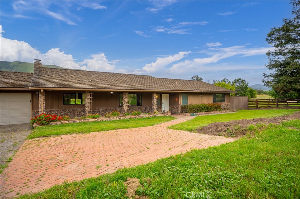 3876 Orcutt Road