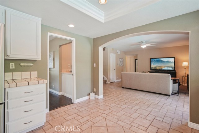 Detail Gallery Image 12 of 58 For 21159 via Noriega, Yorba Linda,  CA 92887 - 4 Beds | 3 Baths