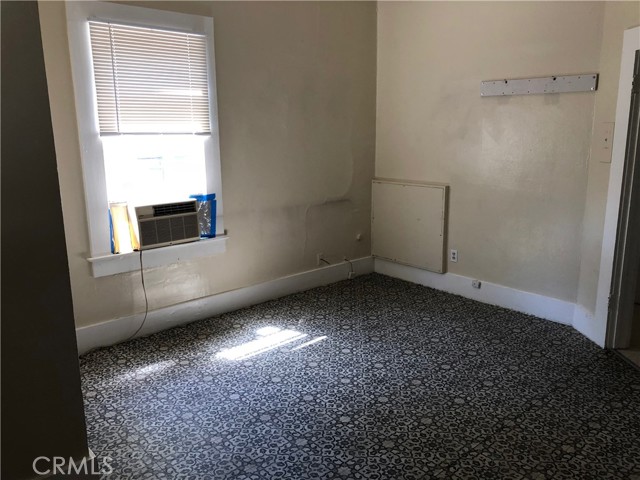 1029 Salem Street, Chico CA: https://media.crmls.org/medias/dae38aa9-ecc5-41d7-b237-6929e08da518.jpg
