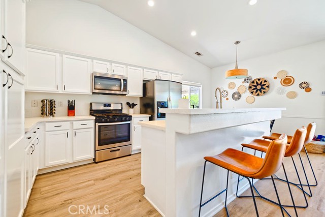 43540 Brahea Court, Indio CA: https://media.crmls.org/medias/dae4122b-4af2-43cf-8117-0fbcf2cb4f68.jpg