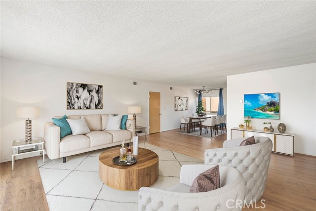 Detail Gallery Image 1 of 1 For 3695 Linden Ave 1c,  Long Beach,  CA 90807 - 2 Beds | 2 Baths