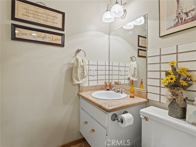 Detail Gallery Image 17 of 41 For 24637 Trevino Dr, Valencia,  CA 91355 - 3 Beds | 2/1 Baths