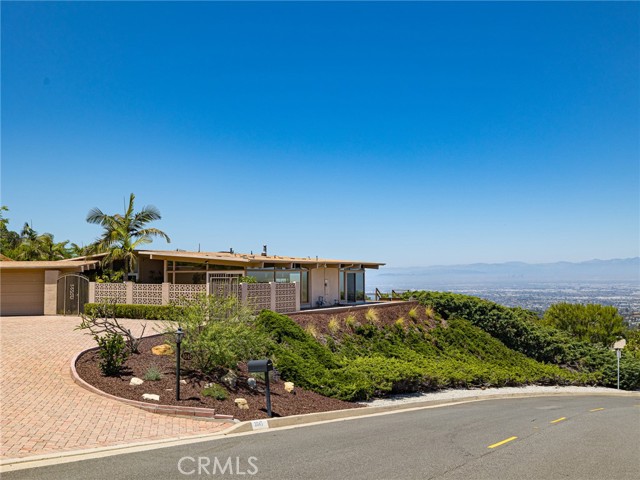 3045 Crownview Drive, Rancho Palos Verdes, California 90275, 4 Bedrooms Bedrooms, ,3 BathroomsBathrooms,Residential,Sold,Crownview,SB23133476