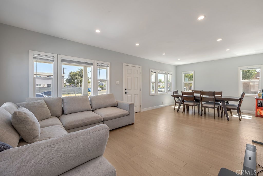 MLS #SR25153718 img 3