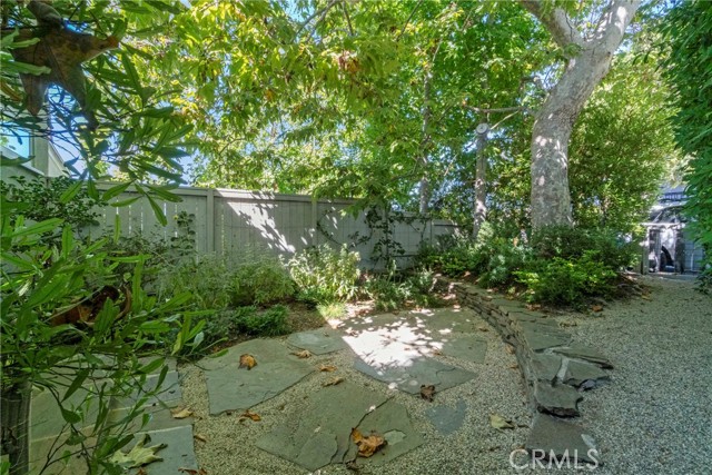 Detail Gallery Image 24 of 35 For 820 Opal St, Redondo Beach,  CA 90277 - 2 Beds | 2 Baths