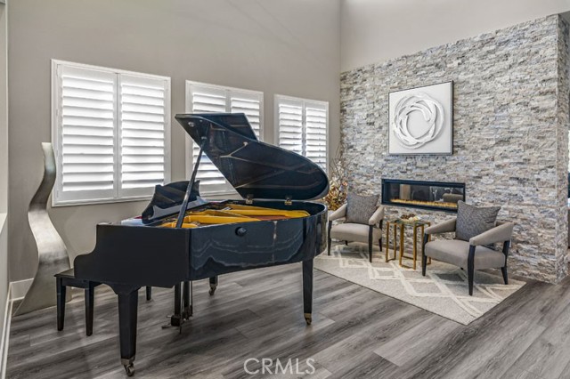 Detail Gallery Image 3 of 35 For 6540 Canyon Oaks Dr, Simi Valley,  CA 93063 - 5 Beds | 4/1 Baths