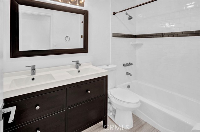 Detail Gallery Image 11 of 25 For 4723 Norwich Avenue, Sherman Oaks,  CA 91403 - 3 Beds | 2 Baths