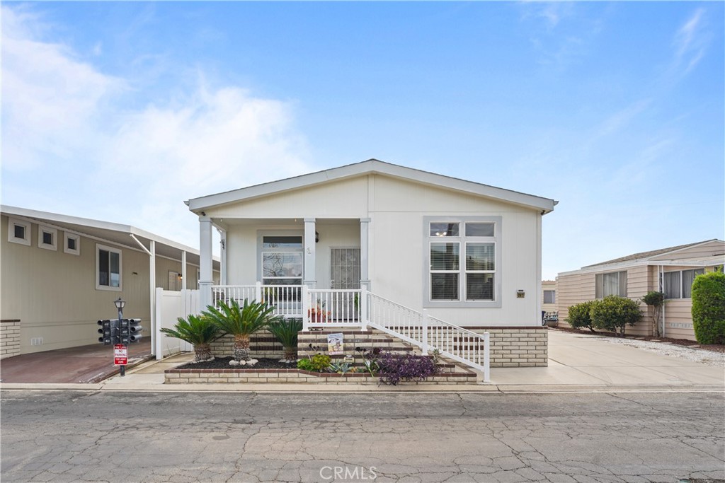 3595 Santa Fe Avenue #287