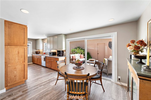 201 Monte Vista, San Clemente CA: https://media.crmls.org/medias/dae9f79f-940b-414b-9094-76d31e067fc5.jpg