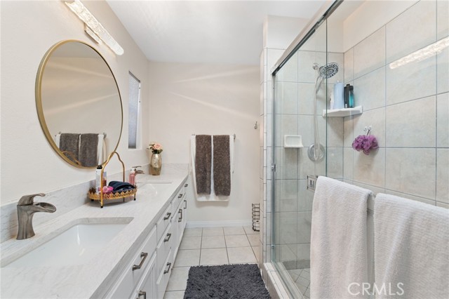 9925 Sierra Vista Road, Phelan CA: https://media.crmls.org/medias/daea2805-8303-4143-8ed9-79d6f05517a9.jpg