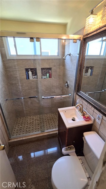 Detail Gallery Image 24 of 28 For 11223 Stagg, Sun Valley,  CA 91352 - 3 Beds | 2 Baths