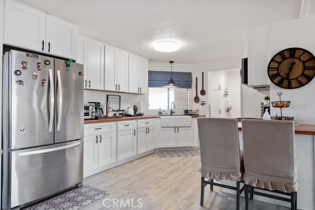 42345 De Portola Road, Temecula CA: https://media.crmls.org/medias/daea71a3-15cb-493b-ba82-6a68ece221ae.jpg
