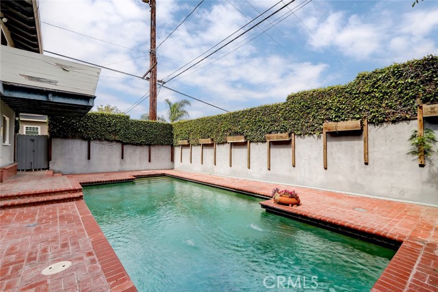 2416 Palm Avenue, Manhattan Beach, California 90266, 5 Bedrooms Bedrooms, ,2 BathroomsBathrooms,Residential,Sold,Palm,SB23084857