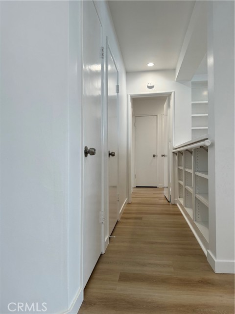 Detail Gallery Image 10 of 17 For 22051 Vanowen Street, Canoga Park,  CA 91303 - 3 Beds | 2 Baths