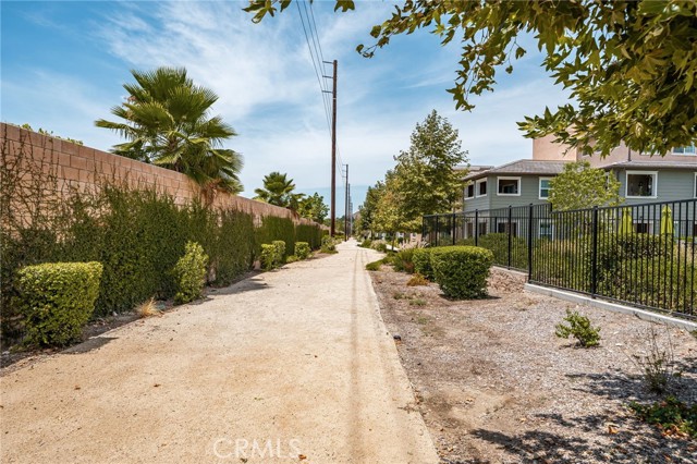 Detail Gallery Image 40 of 45 For 1052 Newberry Ln, Claremont,  CA 91711 - 3 Beds | 2/1 Baths