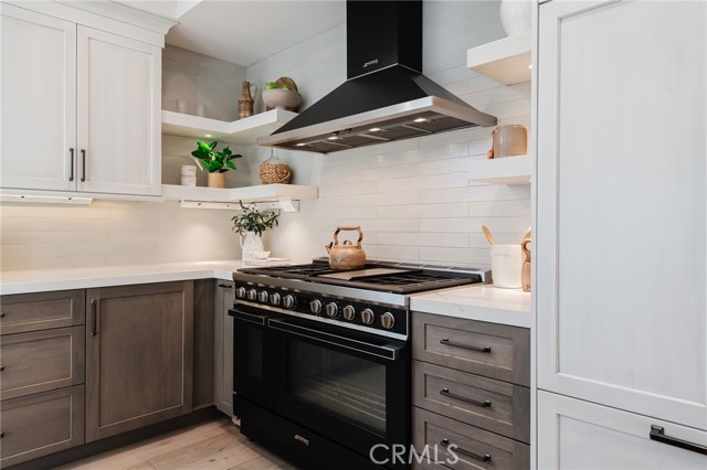 223 Irena Avenue, Redondo Beach, California 90277, 4 Bedrooms Bedrooms, ,4 BathroomsBathrooms,Residential,For Sale,Irena,SB25254754