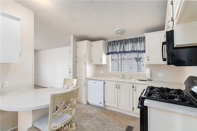 Detail Gallery Image 34 of 38 For 450 Judson #94 #94,  Redlands,  CA 92374 - 2 Beds | 2 Baths