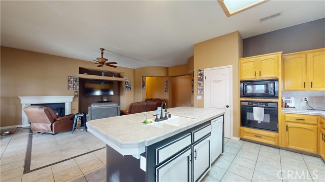 Detail Gallery Image 11 of 29 For 5010 Congressional St, Chowchilla,  CA 93610 - 3 Beds | 2/1 Baths