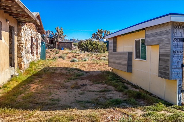 Detail Gallery Image 5 of 58 For 8626 La Contenta Rd, Yucca Valley,  CA 92284 - 2 Beds | 1 Baths