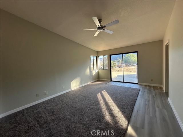 Detail Gallery Image 12 of 15 For 14845 Amorose, Lake Elsinore,  CA 92530 - 4 Beds | 2 Baths