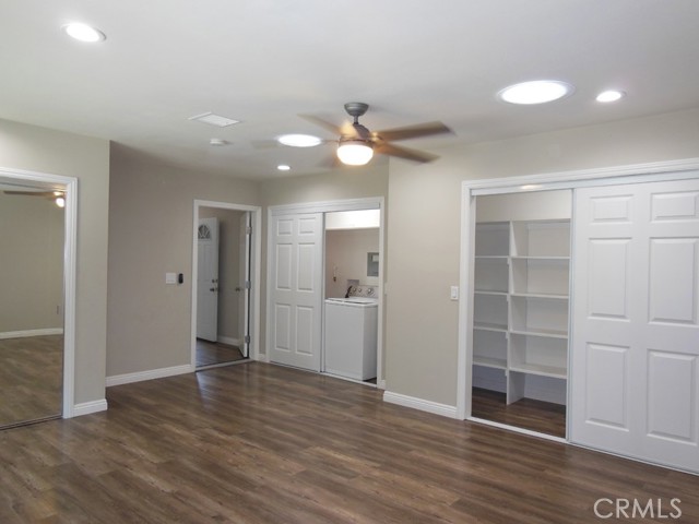 4956 Revlon Drive, La Canada Flintridge CA: https://media.crmls.org/medias/daee5687-76fc-4f48-926e-3854e9e2902b.jpg
