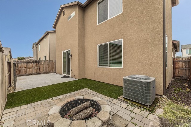 Detail Gallery Image 36 of 39 For 4085 N Sandrini, Fresno,  CA 93723 - 3 Beds | 2/1 Baths