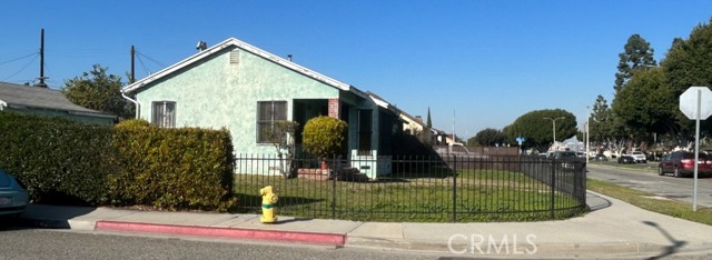 12219 Central Avenue, Los Angeles, California 90059, 2 Bedrooms Bedrooms, ,1 BathroomBathrooms,Single Family Residence,For Sale,Central,SB24145856