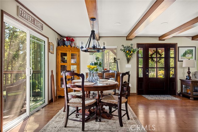 243 Manzanita Drive, Lake Arrowhead CA: https://media.crmls.org/medias/daeec7bd-b61e-4296-9839-4ec8b2b2aa24.jpg