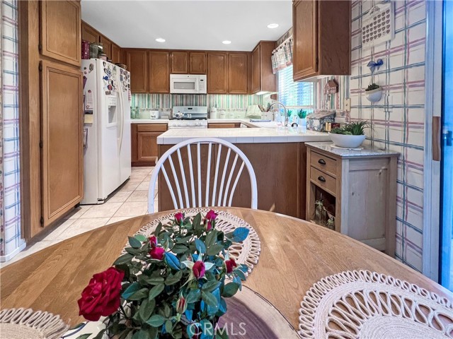 Detail Gallery Image 10 of 22 For 10 Palacio, Rancho Santa Margarita,  CA 92688 - 3 Beds | 2/1 Baths