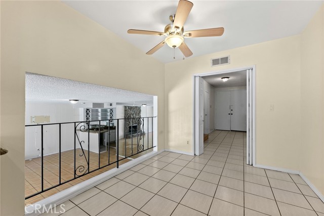 6627 Columbus Avenue, Van Nuys CA: https://media.crmls.org/medias/daef8dcc-28aa-403d-a352-32ccd5c2db22.jpg