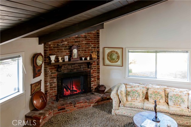 22654 Dolorosa Street, Woodland Hills CA: https://media.crmls.org/medias/daf01dc5-abd6-499e-9590-f34a71e95d67.jpg