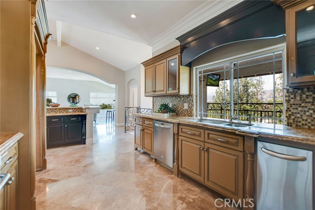 Detail Gallery Image 26 of 62 For 770 S Tonopah Ct, San Dimas,  CA 91773 - 5 Beds | 5 Baths