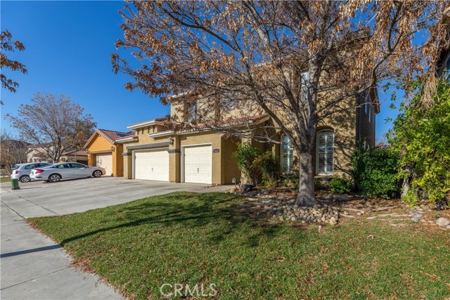 Detail Gallery Image 3 of 51 For 1420 San Antonio St, Los Banos,  CA 93635 - 5 Beds | 3 Baths