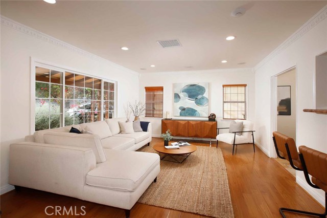 Detail Gallery Image 5 of 38 For 1410 Grandview Ave, Glendale,  CA 91201 - 3 Beds | 2/1 Baths