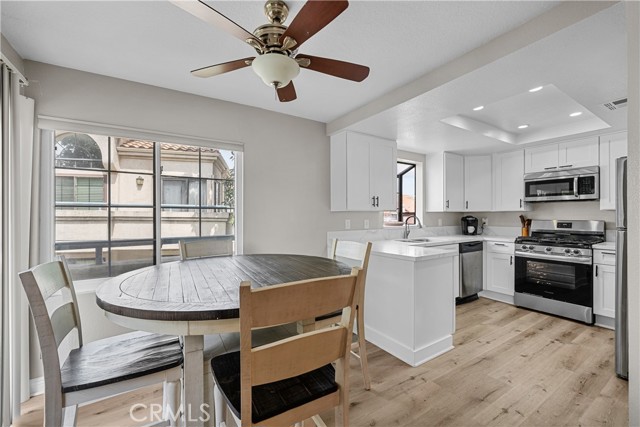 18114 Erik Court, Canyon Country CA: https://media.crmls.org/medias/daf16392-7fc3-40a0-934e-0de582f3f8ce.jpg