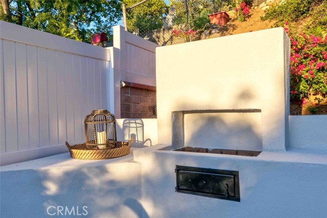 Detail Gallery Image 53 of 65 For 8372 Outland View Dr, Sun Valley,  CA 91352 - 3 Beds | 2/1 Baths