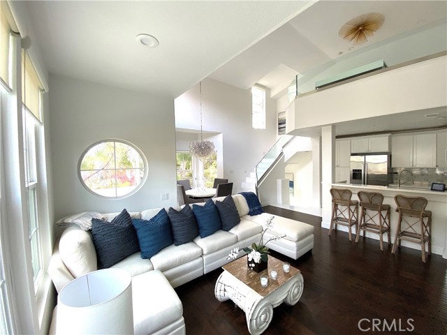 40 Anjou, Newport Coast CA: https://media.crmls.org/medias/daf27289-215d-4902-b944-b43ddc0e3ed7.jpg